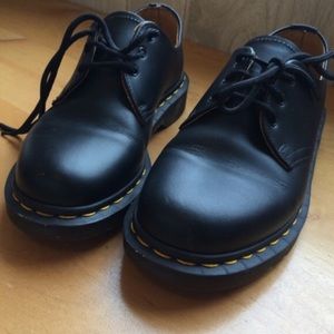 Dr. Martens 1461 Low Ankle Made in England